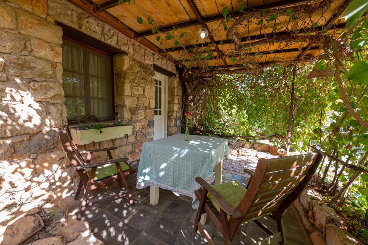 Hemdatya Stone Suites In The Galilee - B&B Ilaniyya