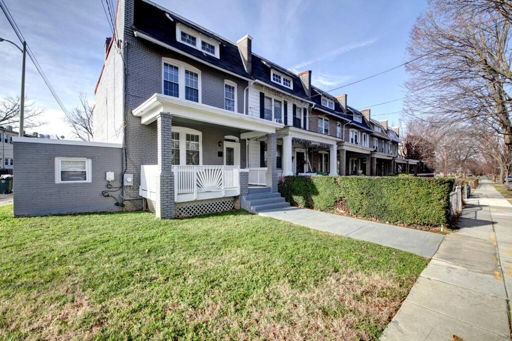 Relaxing, Spacious, Private, Walkable in Petworth! - Ferienwohnung Washington