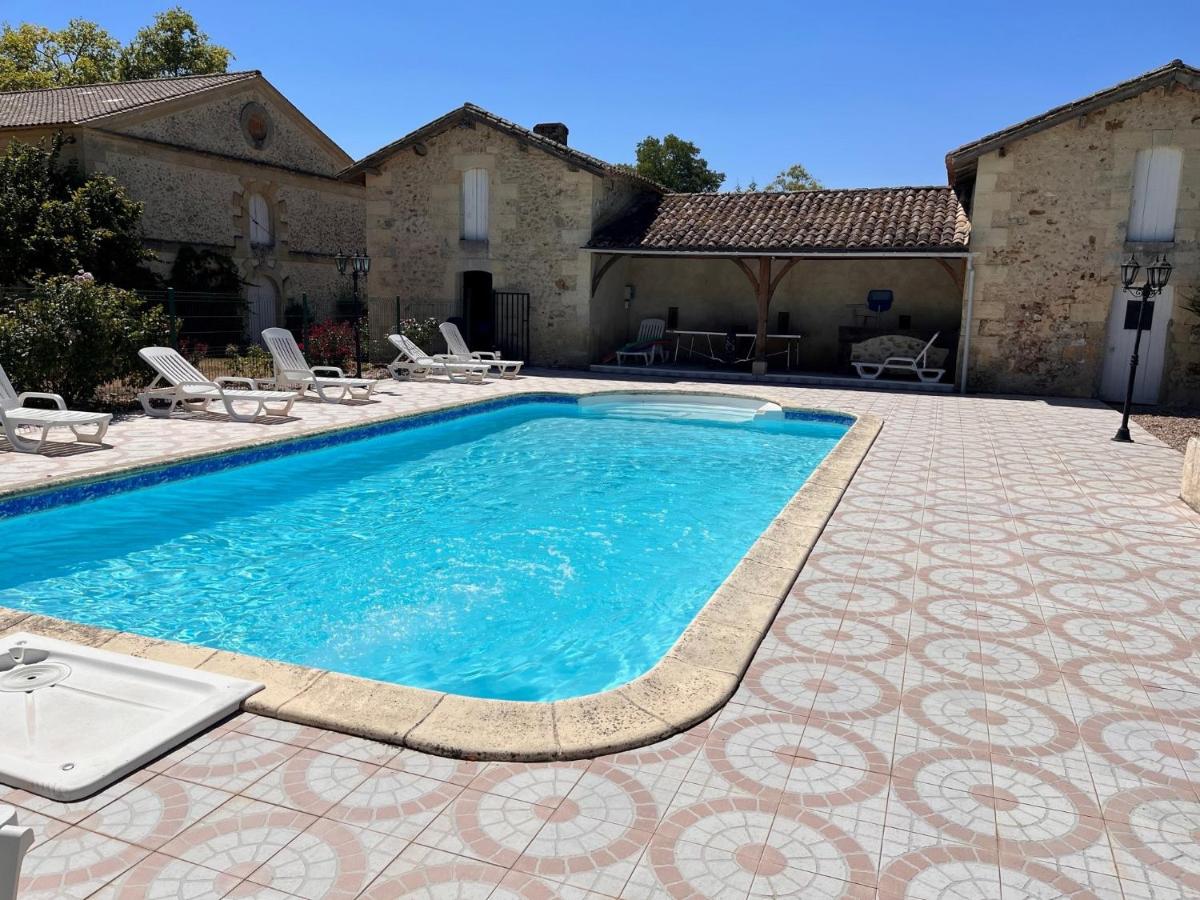 ancien chai rénové dans un parc clos de 3 hectares - Ferienwohnung Lamothe-Montravel