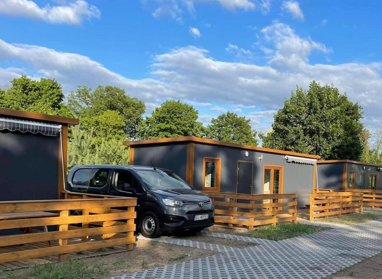 Zajazd we Młynie - Domki letniskowe - B&B