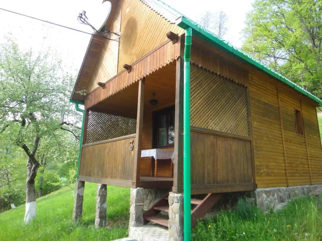 Kvasnyi - Chambres d'hôtes Kobyletska Poliana