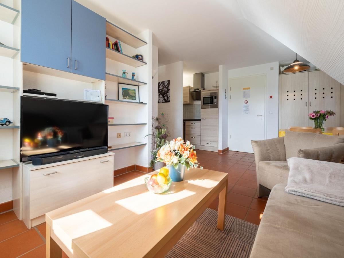 Feriendorf Rugana - Moderne Komfort Ferienwohnung mit 1 Schlafzimmer C02 - B&B Dranske