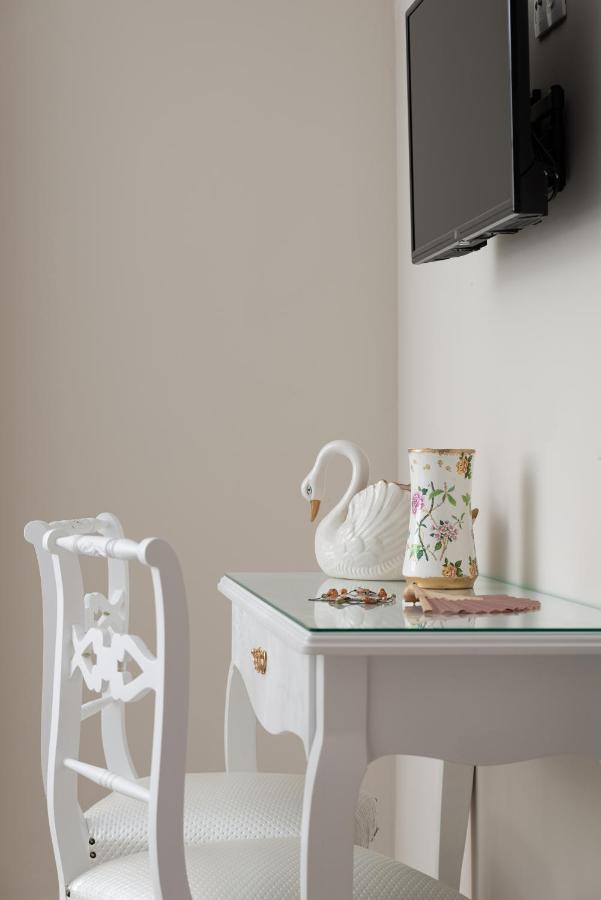 Deluxe Suite with Sea View