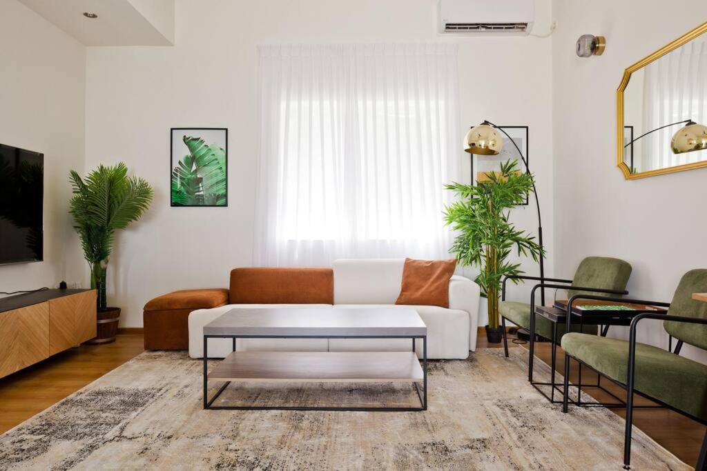 ^Superior 1 BR in the heart of the old north^ - Bed and Breakfast Tel Aviv