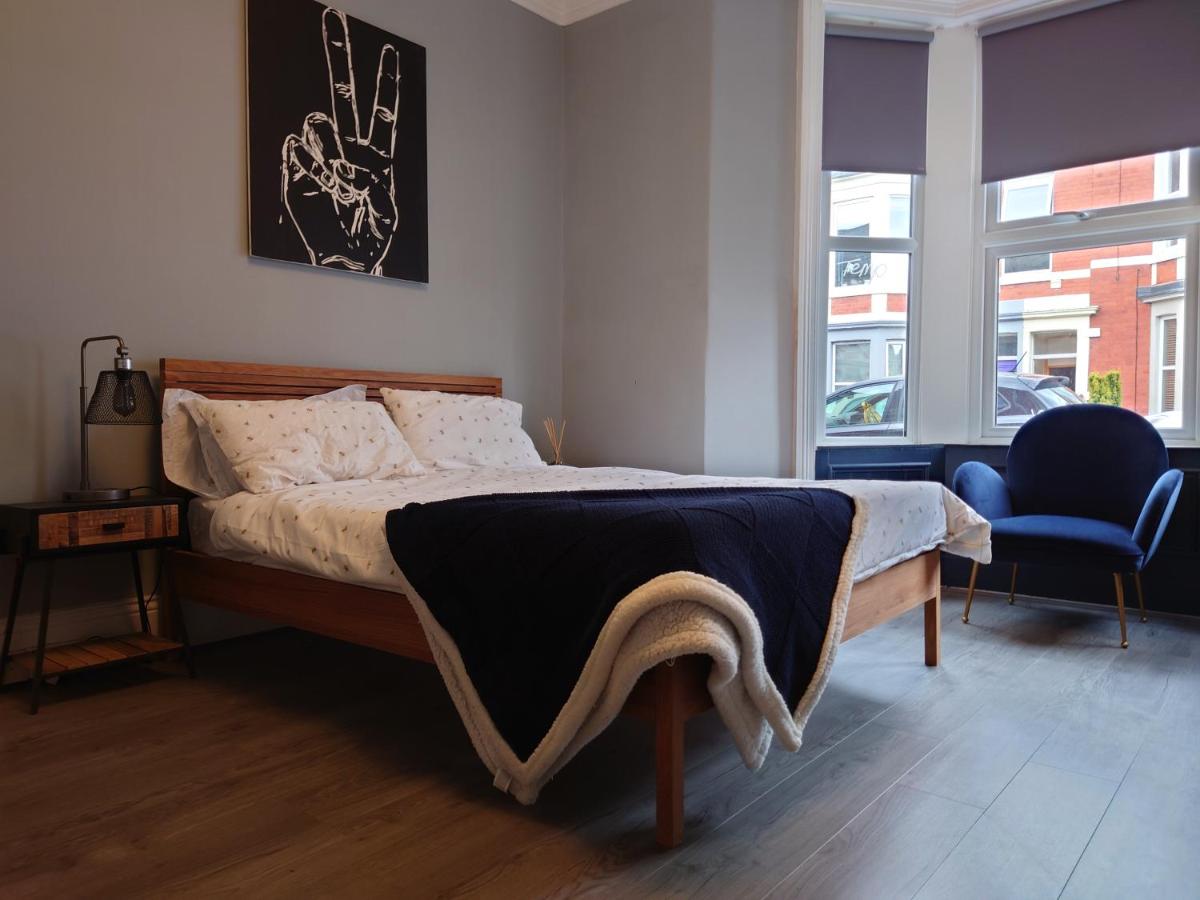 B&B Town Moor - Entire Apartment Near Newcastle City Centre, West Jesmond. - Bed and Breakfast Town Moor