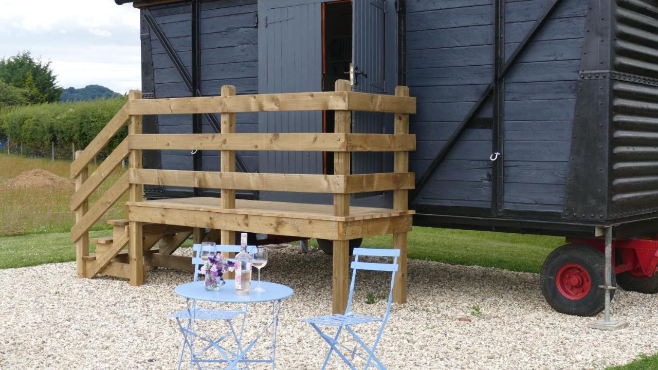 Elms Farm - B&B Alderton