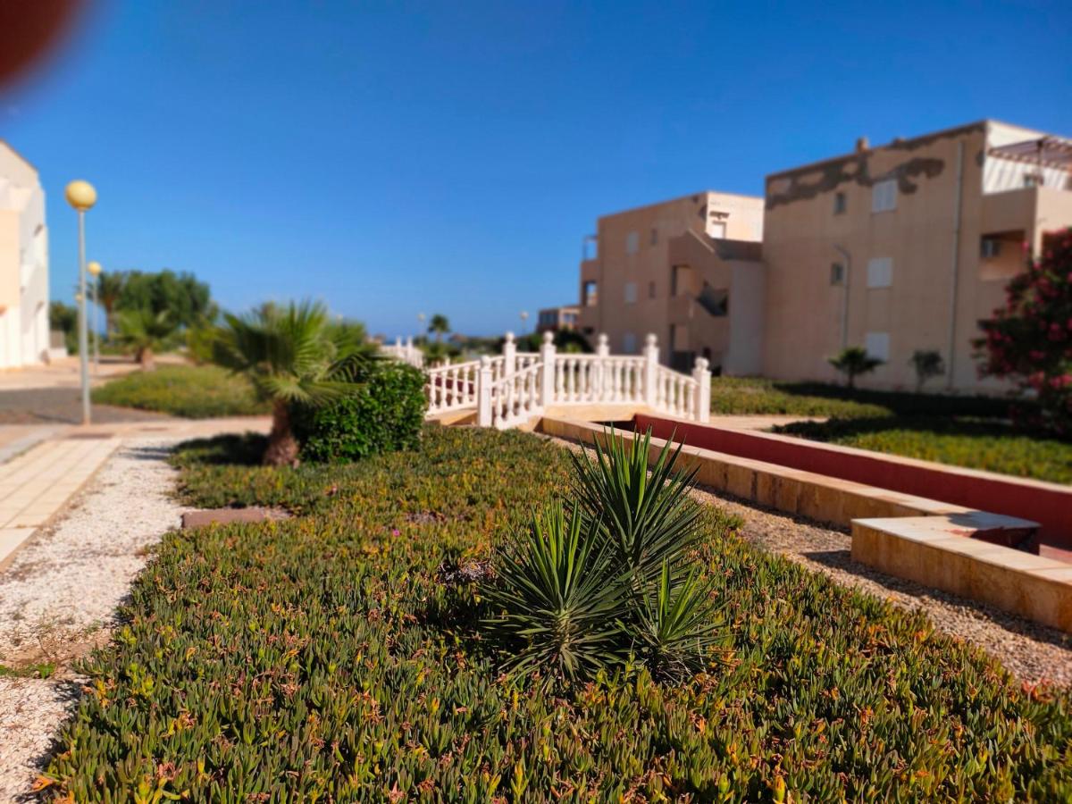 Apartamento naturista en urbanización naturista en primera línea y con vista al mar - Ferienwohnung Vera