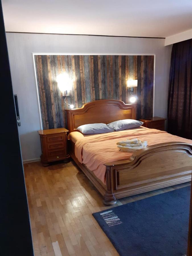 Appartement avec Salle de Bains Commune