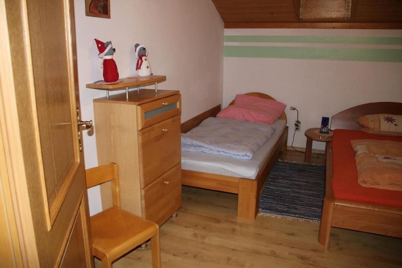 Apartment mit Balkon