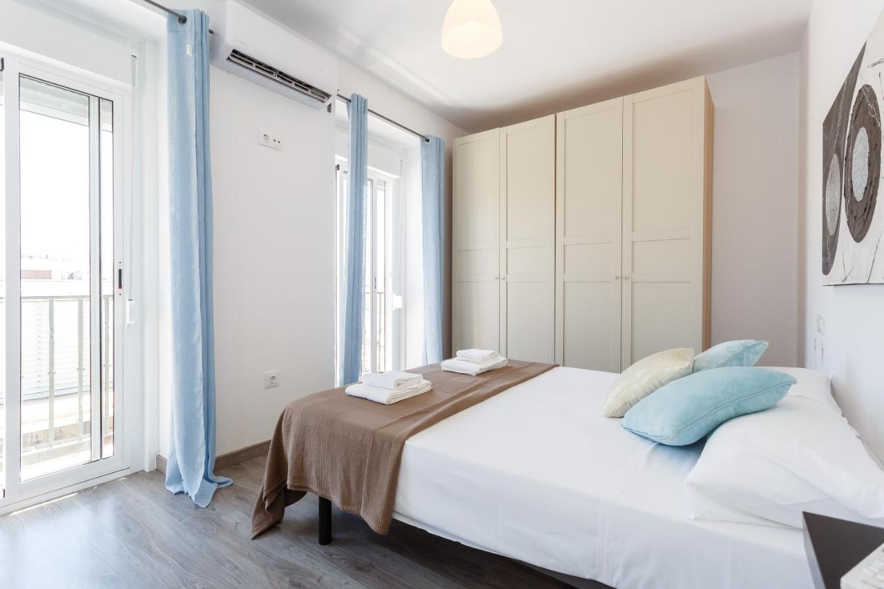 Apartamento GENTIL junto al Mercado - Chambres d’hôtes Cadix