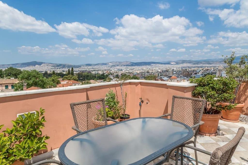 Athenian Villa Beneath the Acropolis - Bed and Breakfast Athene