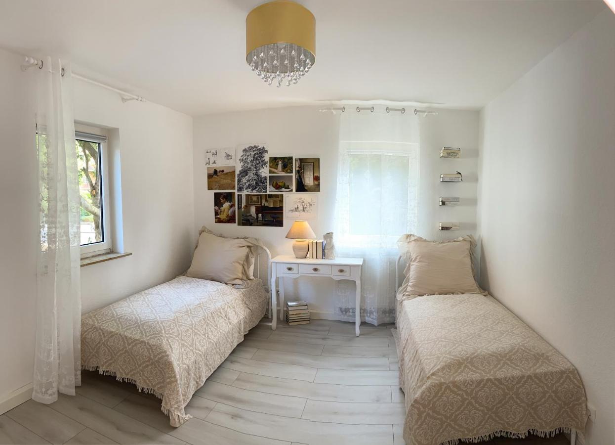 B&B Kassel - Apartment Bonbon - stilvoll renoviert - Ihr zu Hause auf Zeit - Bed and Breakfast Kassel