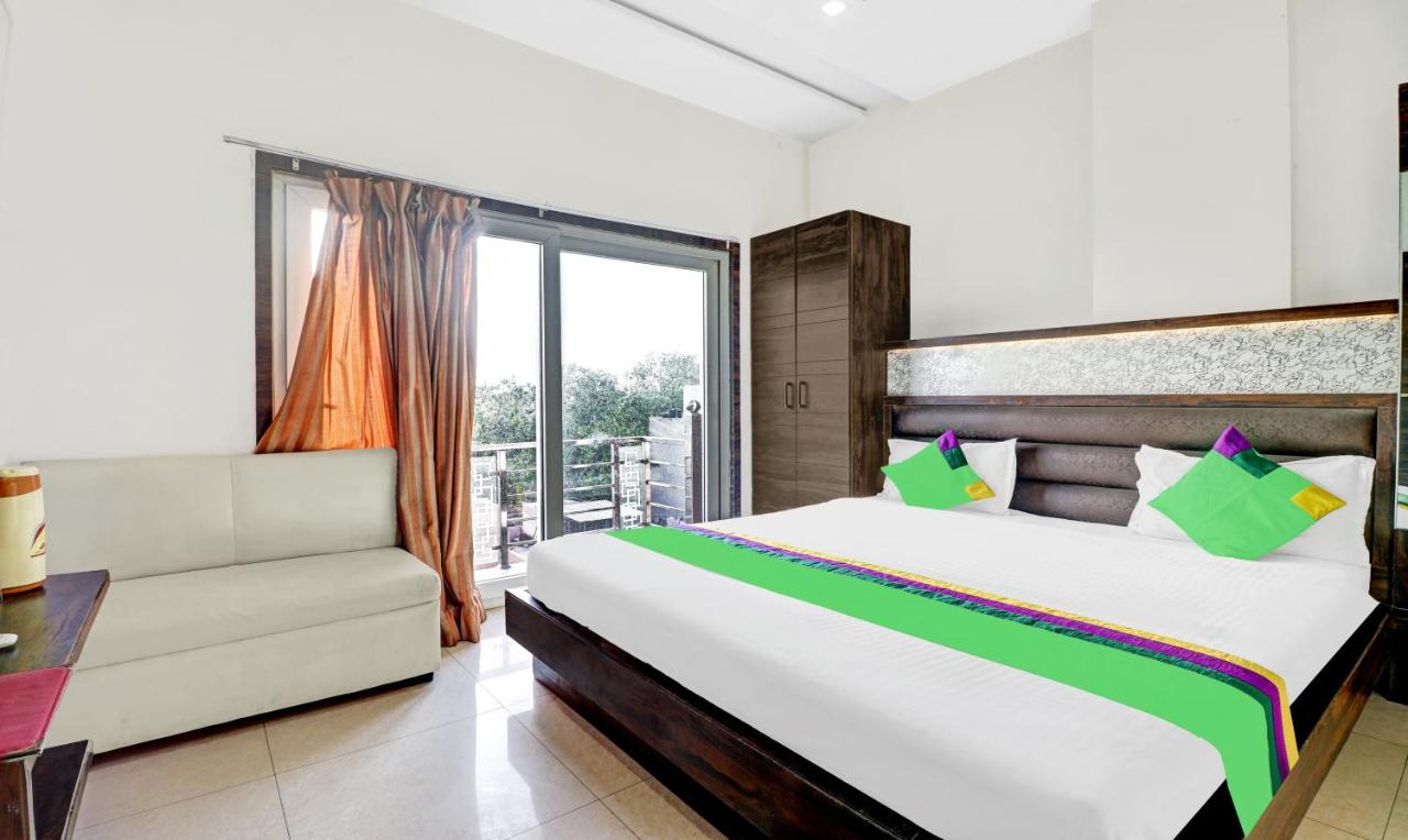 B&B Mathura - Itsy By Treebo - Anjali Mahal 500 Mtrs From Mathura Railway Station - Bed and Breakfast Mathura