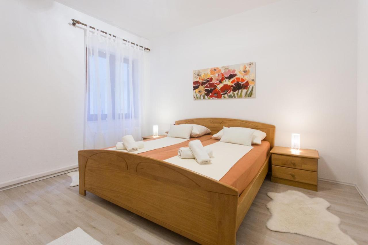 Apartment - Erdgeschoss