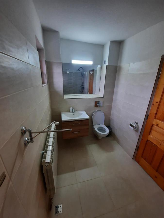 Twin Room with Private External Bathroom