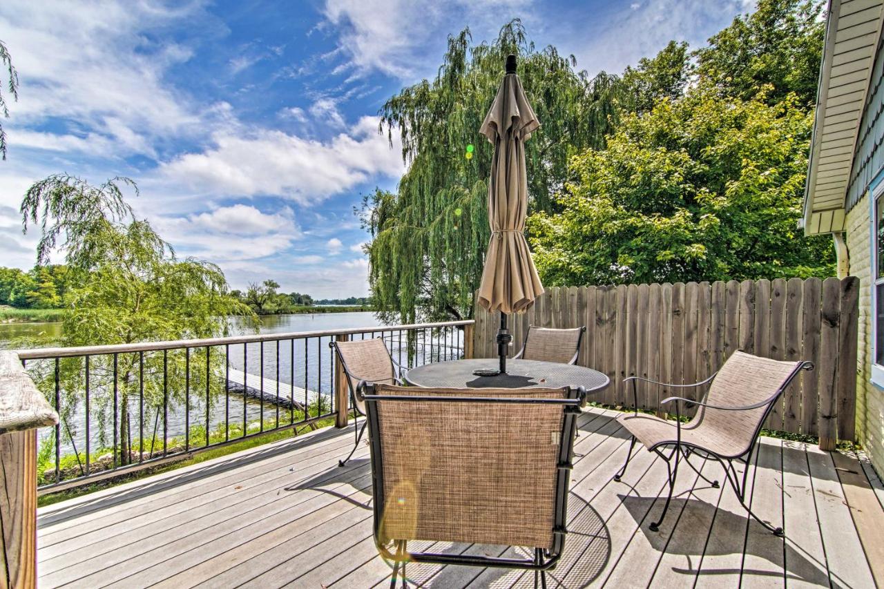 Charming Horicon Cottage and Dock on Rock River - Ferienwohnung