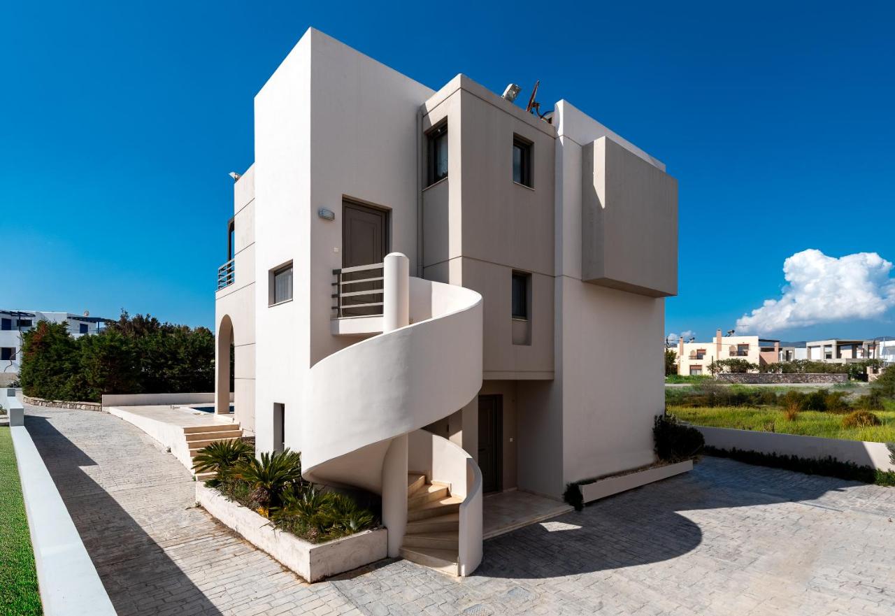 Blue Wave Villa - road view - B&B Gennadi