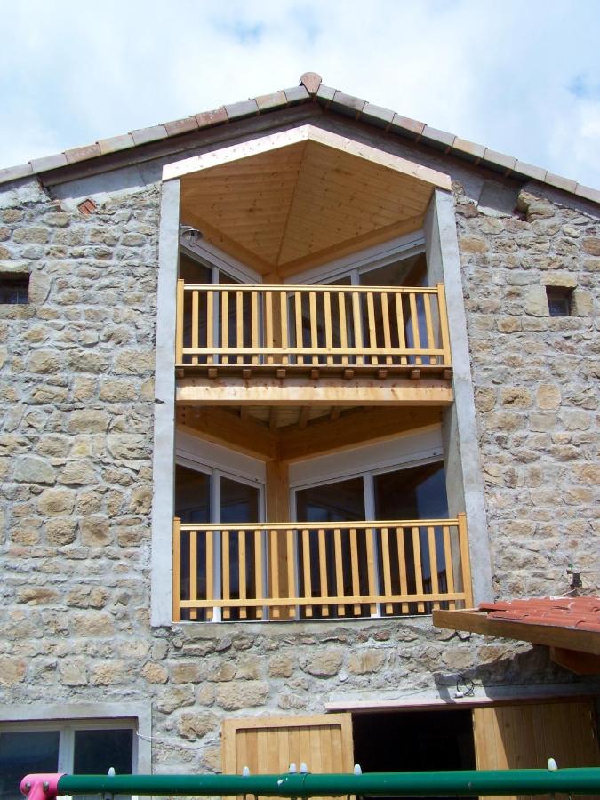 Maison familiale avec vues et espaces de jeux - Chambres d’hôtes Colombier