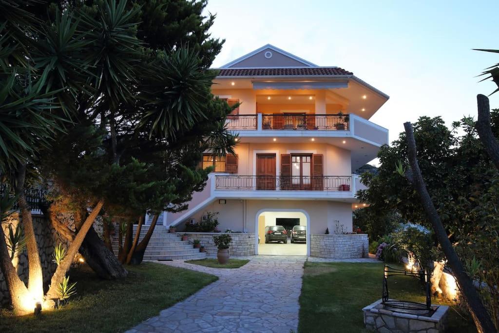 VILLA CORINA - B&B