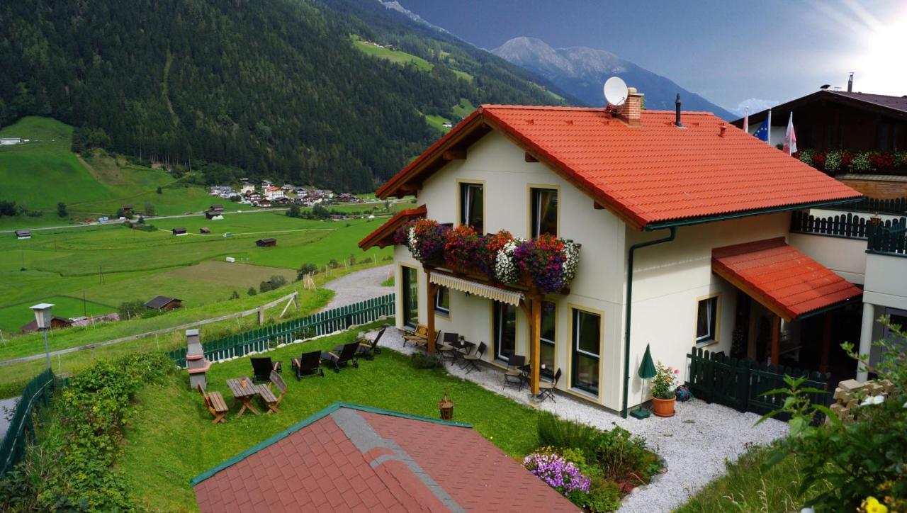 B&B Neustift - Chalet Olympia - Bed and Breakfast Neustift