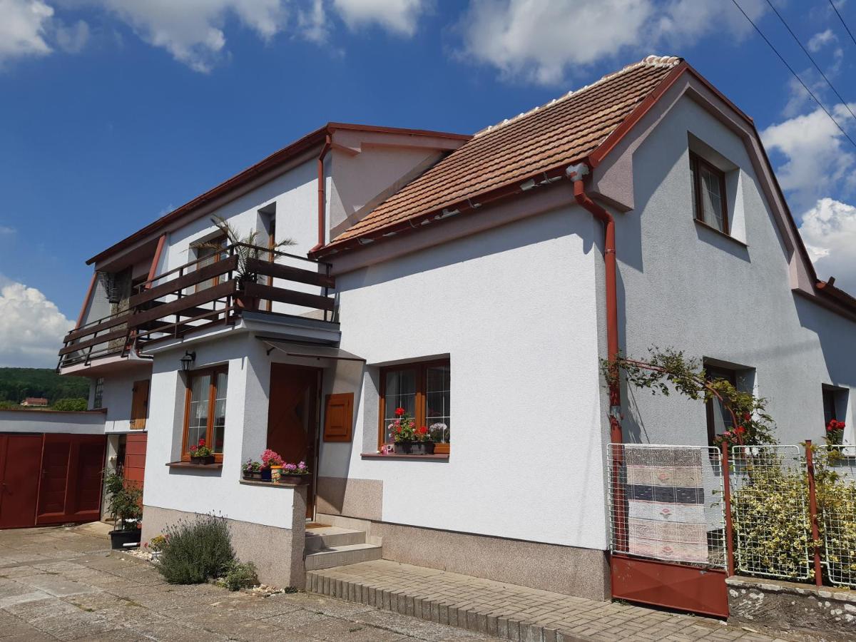 B&B Dětenice - Apartmán v rodinném domě - Bed and Breakfast Dětenice