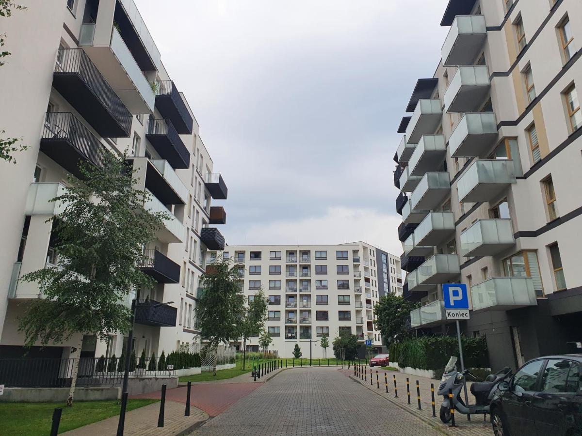 BIZNES Apart metro Bielany - B&B