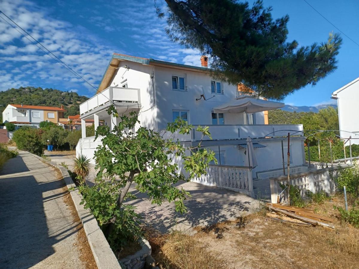 Apartment Mia - Bed and Breakfast Rab