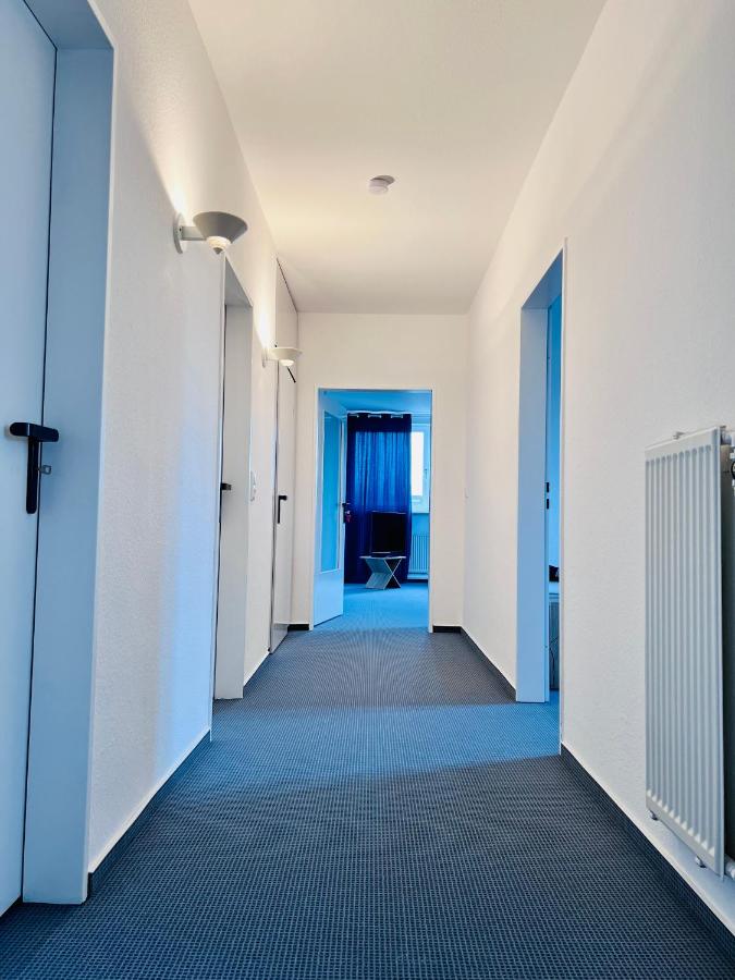 Großzügige, 95m2-Wohnung an der Hunte mit 3 Schlafzimmern für 5 Gäste, mit Parkplätzen - Chambres d’hôtes