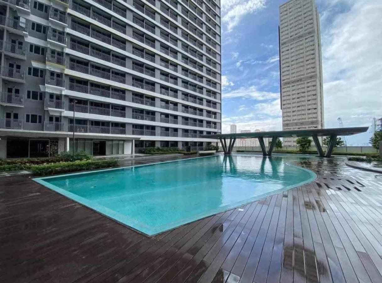 Cozy Bedroom FAME Condo Greenfield EDSA MRT Shaw - B&B Manila