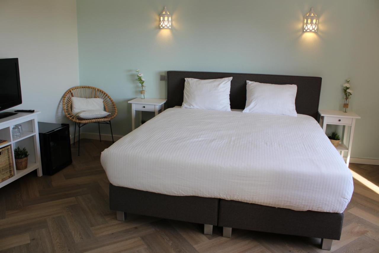 Deluxe Double or Twin Room with Sea View