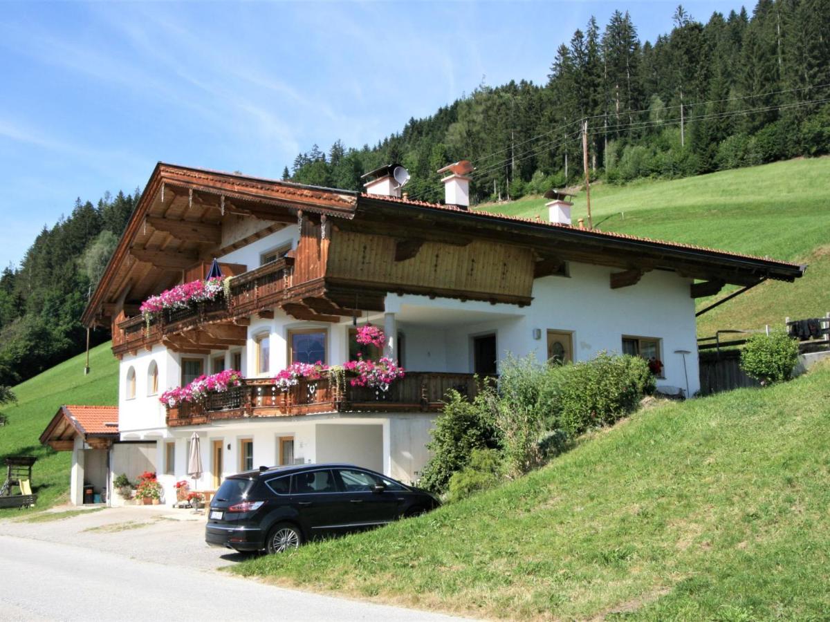 B&B Hart im Zillertal - Apartment Eberharter-1 by Interhome - Bed and Breakfast Hart im Zillertal