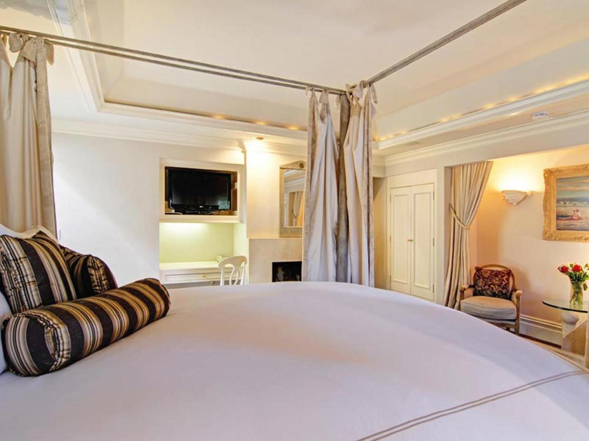 King Room - Capitola Beach