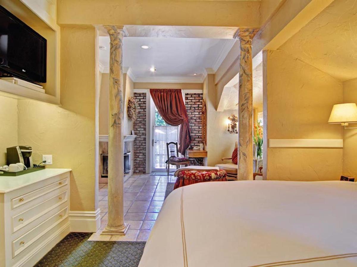 Deluxe Queen Suite - Cote D'Azur