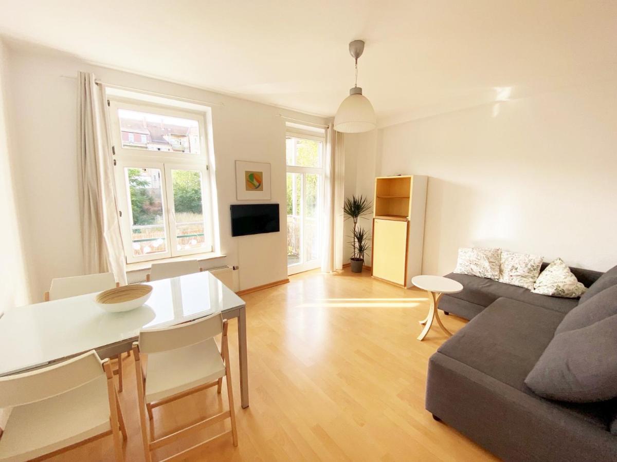 Schöne, ruhige Zweiraumwohnung im angesagten Altlindenau - B&B Lipsia