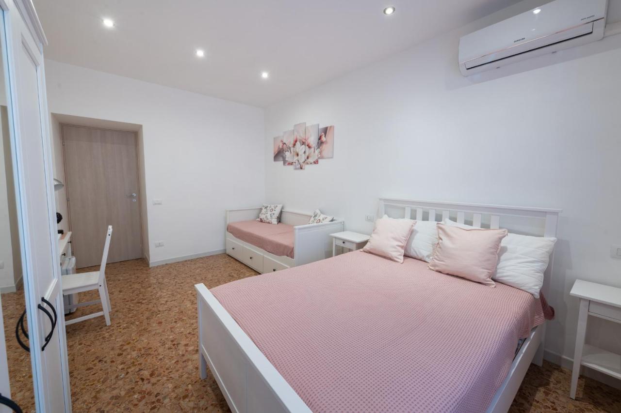 Casa Rosa Beige e Blu - Chambres d'hôtes Rome