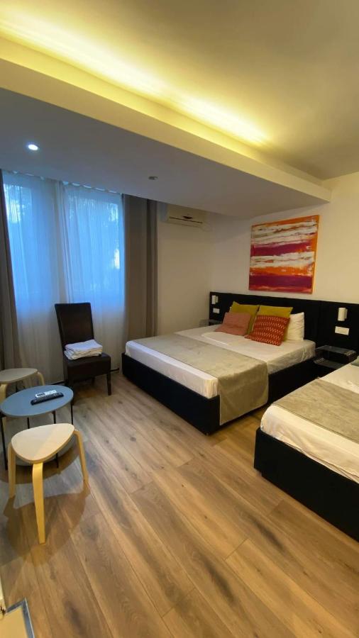 Triple Room with Garden View
