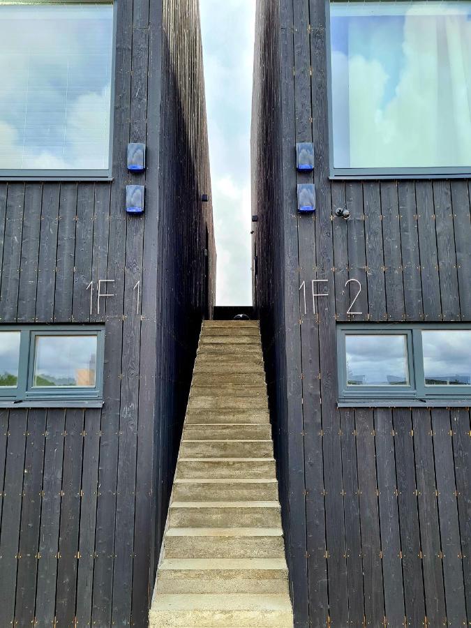 Lovely new 2-bedroom EV friendly apartment - B&B
