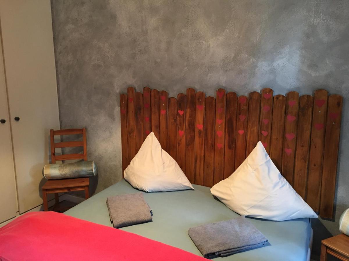 B&B Strasbourg - Gite Saint Florent Studio Apartment Parking Gratuit - Bed and Breakfast Strasbourg