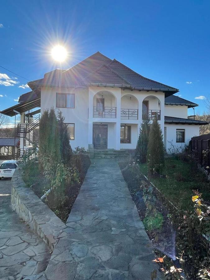 B&B Valea Seacă - Vila Platon - Bed and Breakfast Valea Seacă