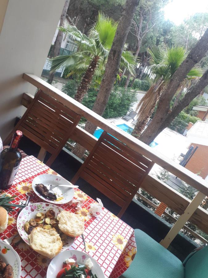 Private Residence Full Apartment in Golem - B&B