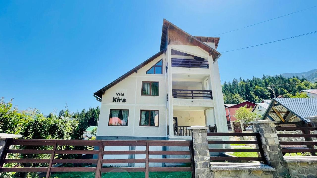 B&B Buşteni - Vila Kira - Bed and Breakfast Buşteni