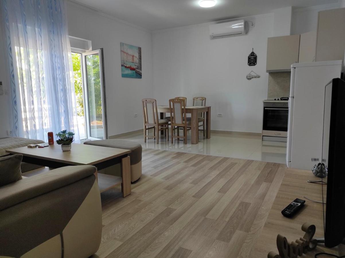 B&B Neum - One Bedroom Apartment Gogo with Private Parking - Bed and Breakfast Neum