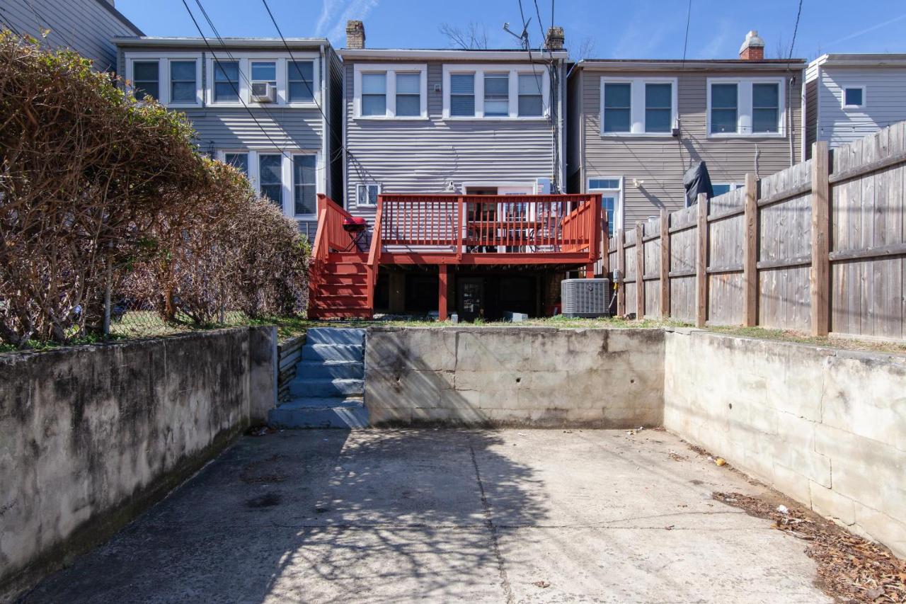 Spacious, Relaxing, 4 Bd 3.5 Ba Home In Petworth! - B&B