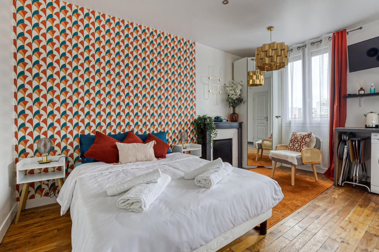 Studio au cœur des Puces et à quelques mètres de Paris - B&B