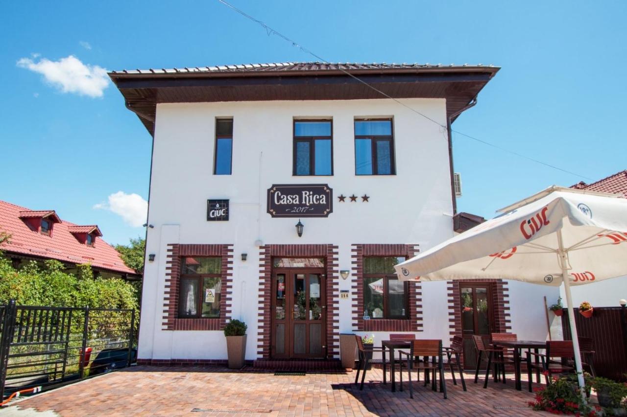 B&B Călimăneşti - Pensiunea Casa Rica - Bed and Breakfast Călimăneşti