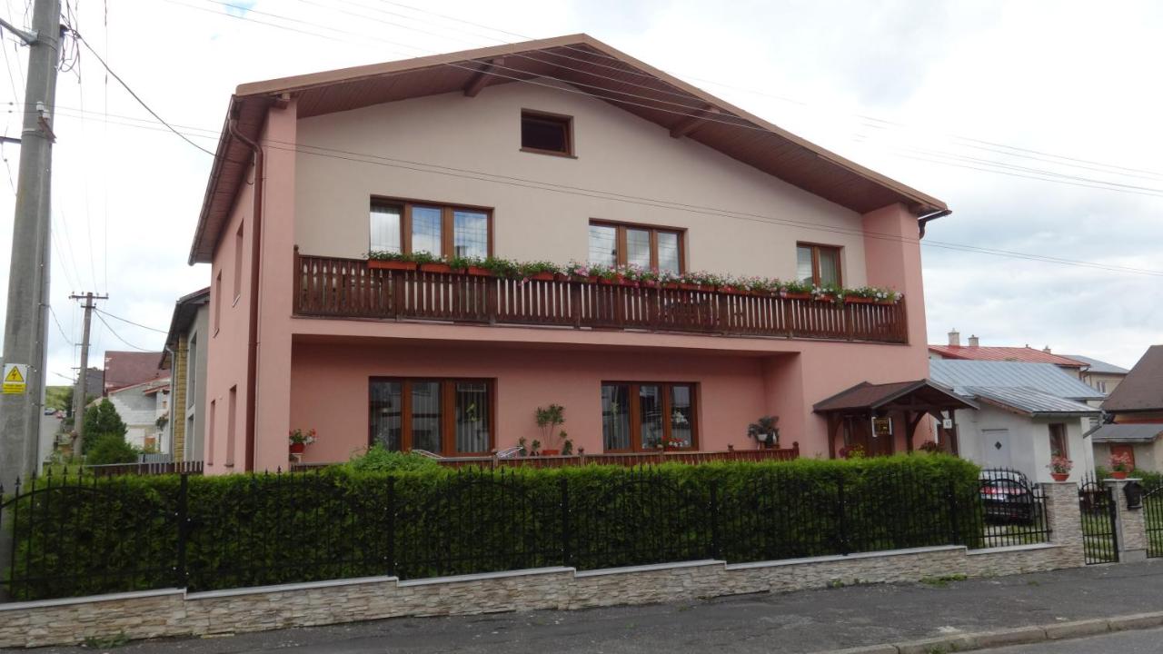 B&B Nová Lesná - Gästehaus Eva - Bed and Breakfast Nová Lesná