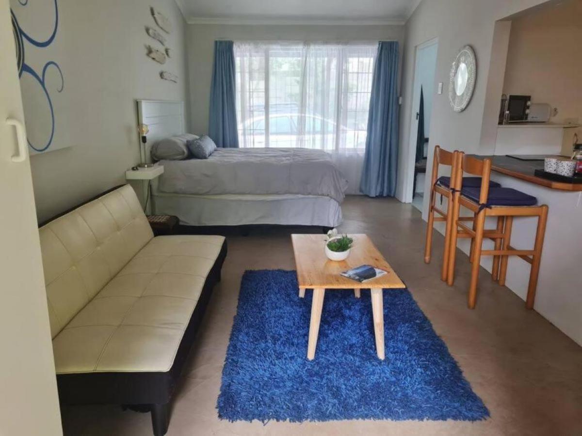Studio mit Queensize-Bett