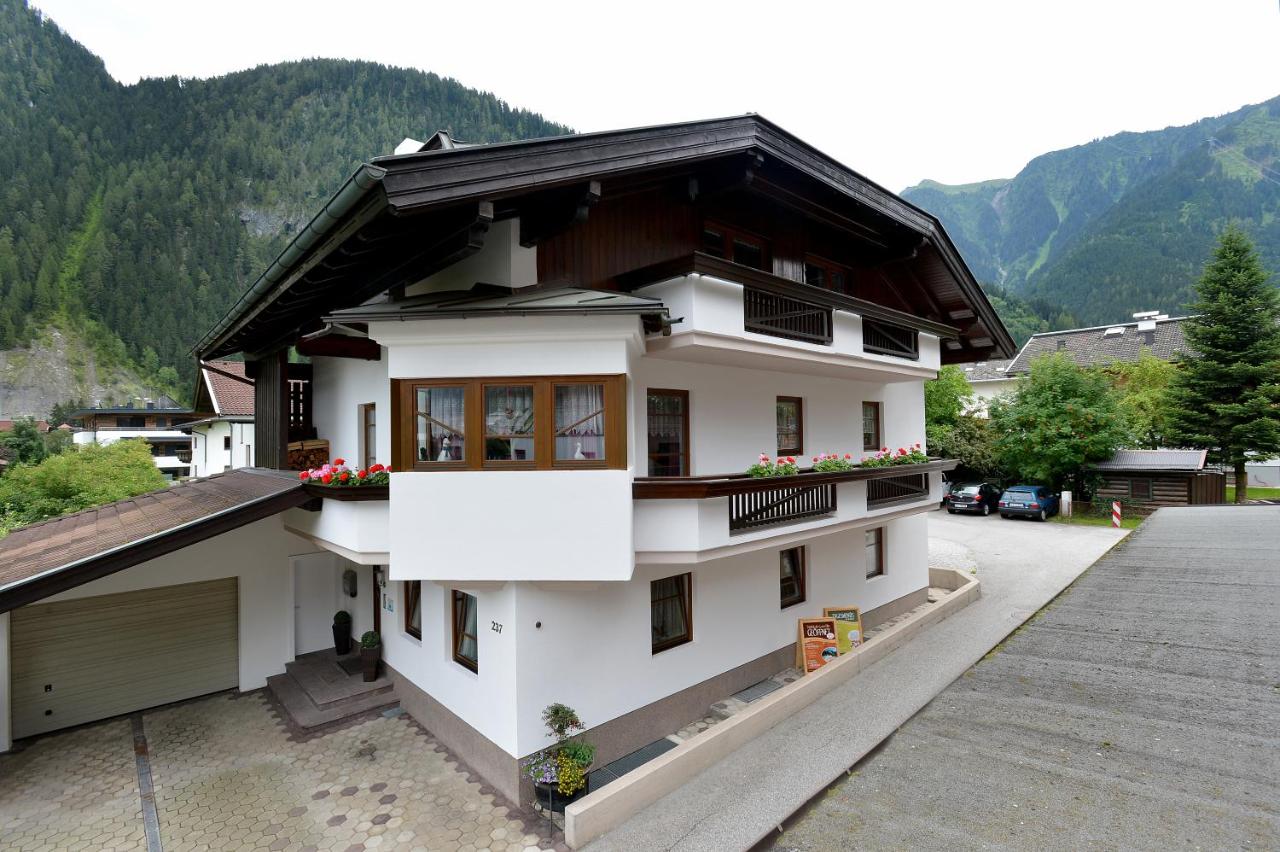 B&B Mayrhofen - Ferienwohnung Fankhauser - Bed and Breakfast Mayrhofen