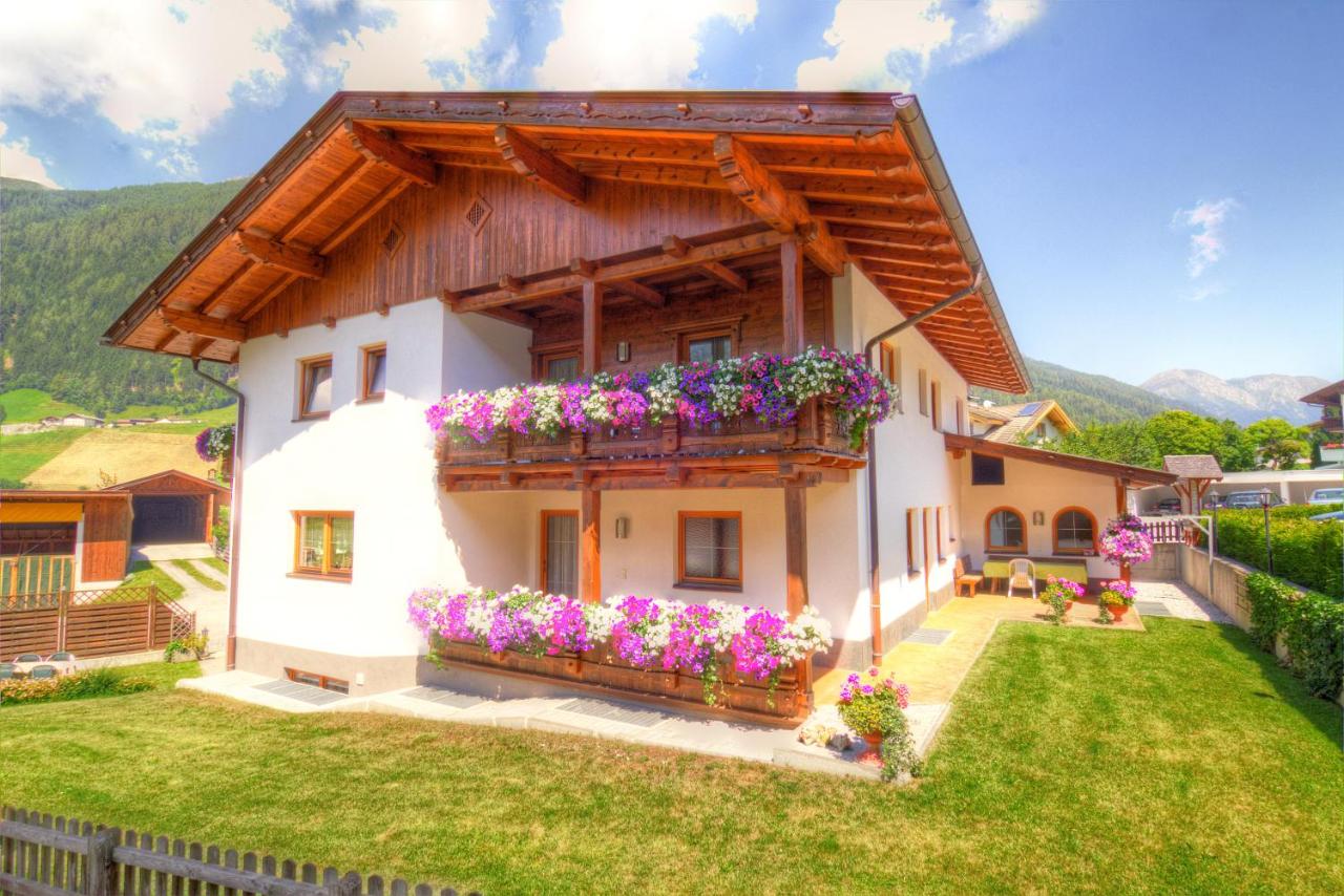 B&B Neustift - Haus Elisabeth - Bed and Breakfast Neustift