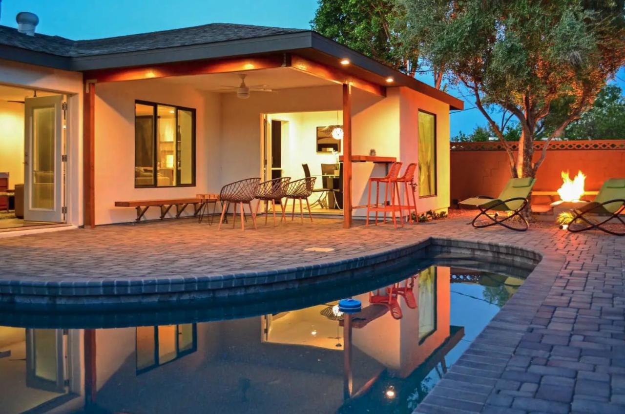 B&B Scottsdale - Quiet Luxury Estate w/ Heated Pool: Scottsdale - Bed and Breakfast Scottsdale